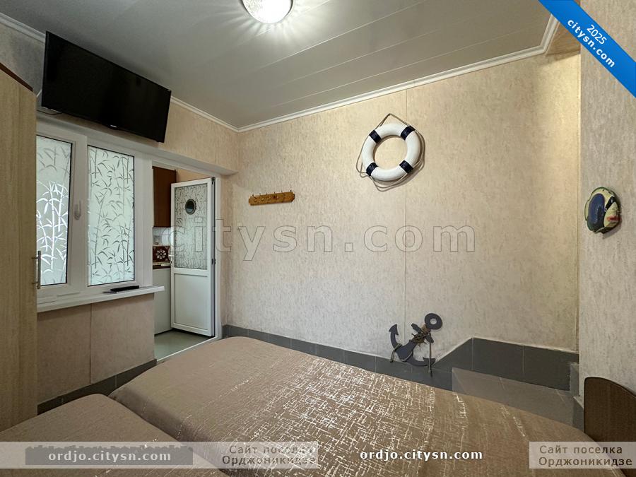 Номер «3-х местный номер» гостевого дома «Крымский кораблик» - фото №236011