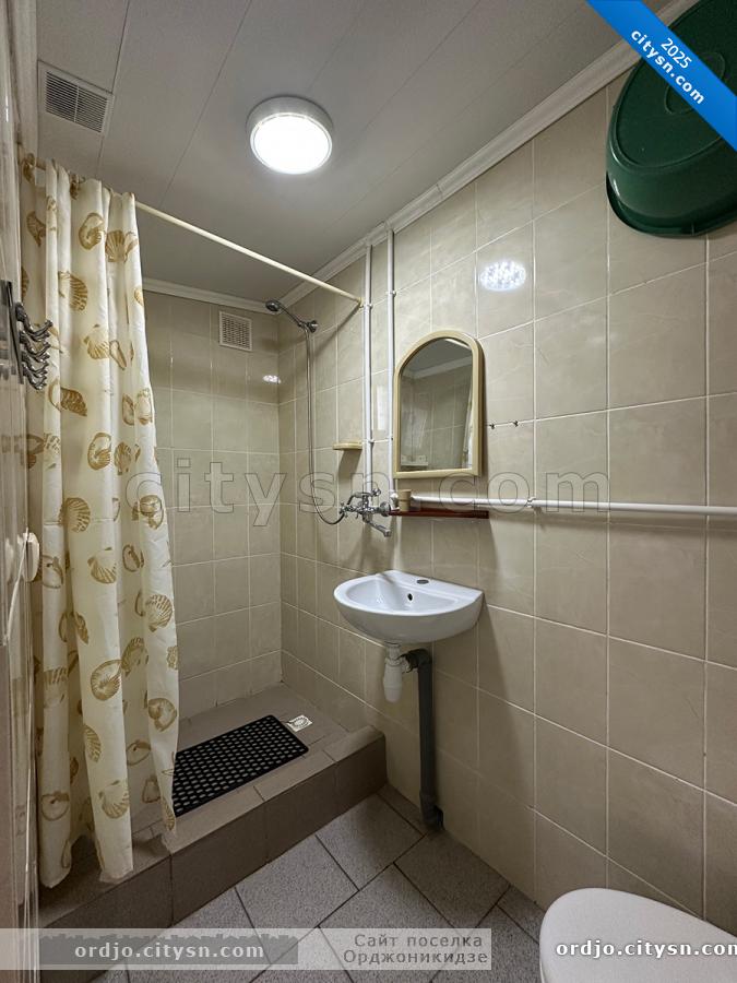 Номер «3-х местный номер» гостевого дома «Крымский кораблик» - фото №236023