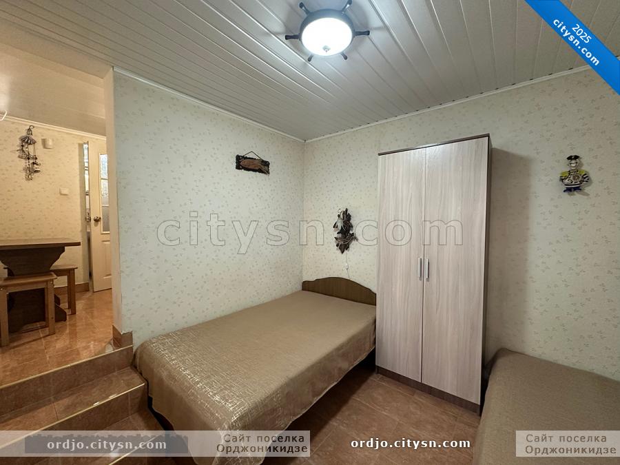Номер «3-х местный номер» гостевого дома «Крымский кораблик» - фото №236024