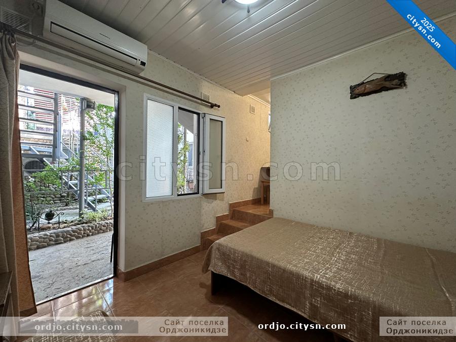 Номер «3-х местный номер» гостевого дома «Крымский кораблик» - фото №236025