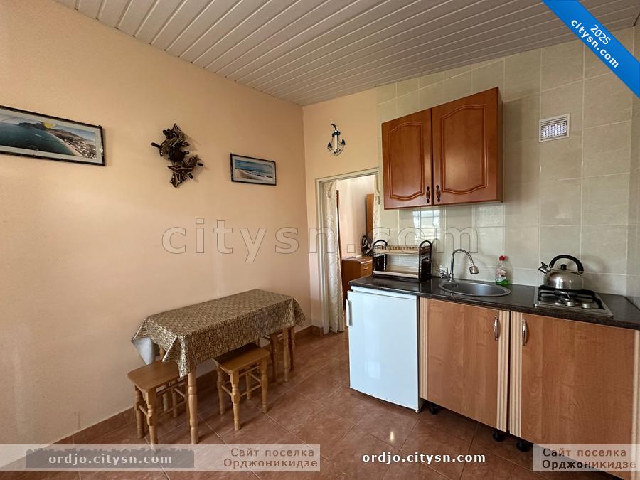 Номер «3-х местный номер» гостевого дома «Крымский кораблик» - фото №236039