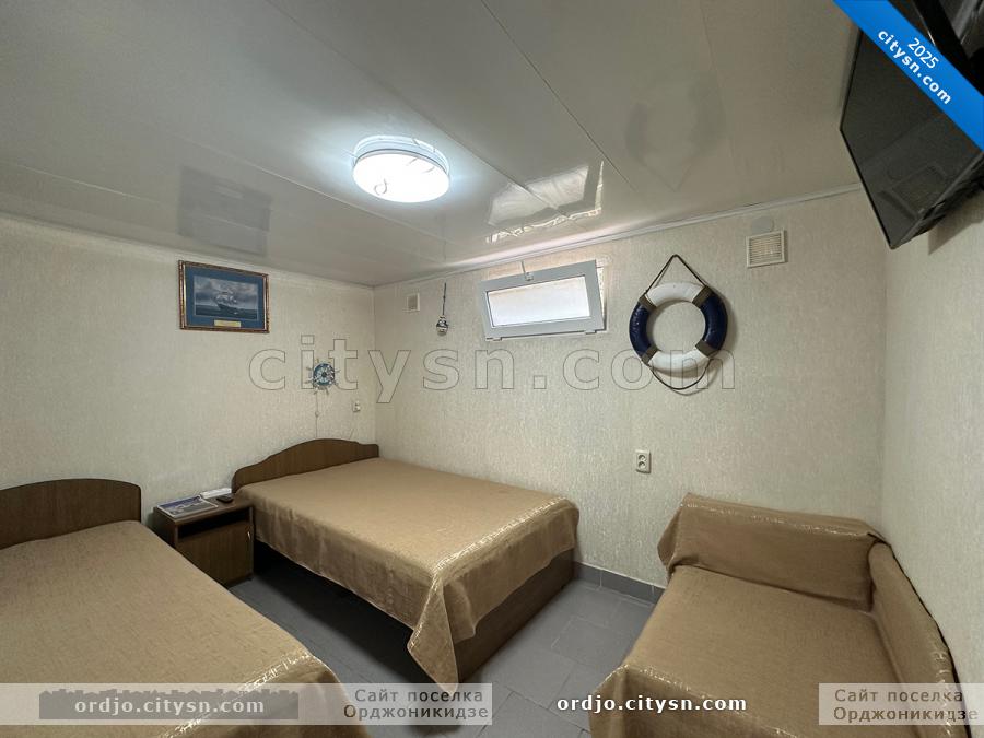 Номер «4-х местный номер» гостевого дома «Крымский кораблик» - фото №236043