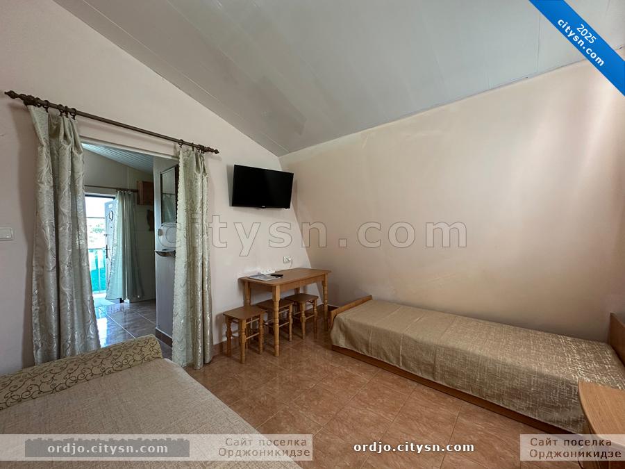 Номер «4-х местный номер» гостевого дома «Крымский кораблик» - фото №236053