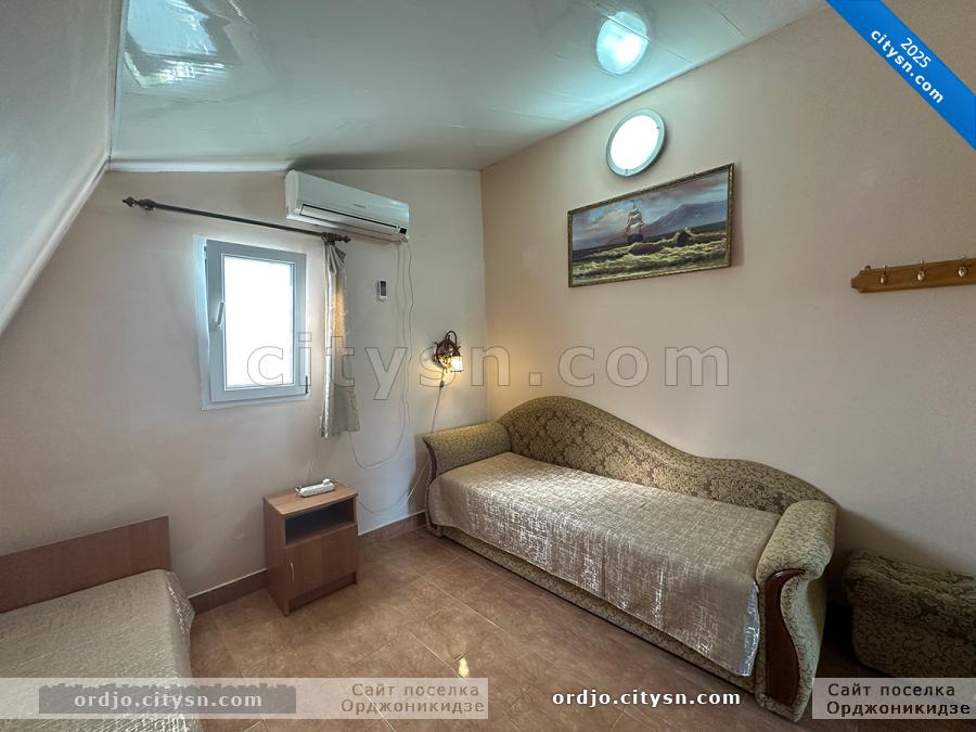 Номер «4-х местный номер» гостевого дома «Крымский кораблик» - фото №236054