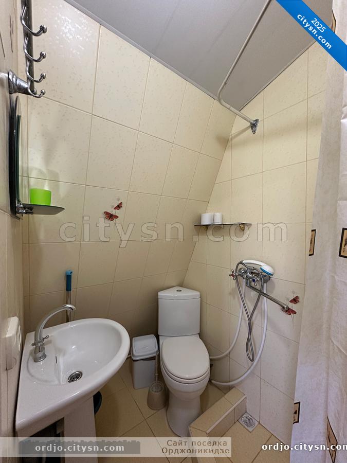 Номер «4-х местный номер» гостевого дома «Крымский кораблик» - фото №236057