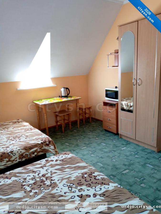 Номер «Комфорт (мансарда) (1-комнатный)» частного сектора «Гранатовая усадьба» - фото №236649