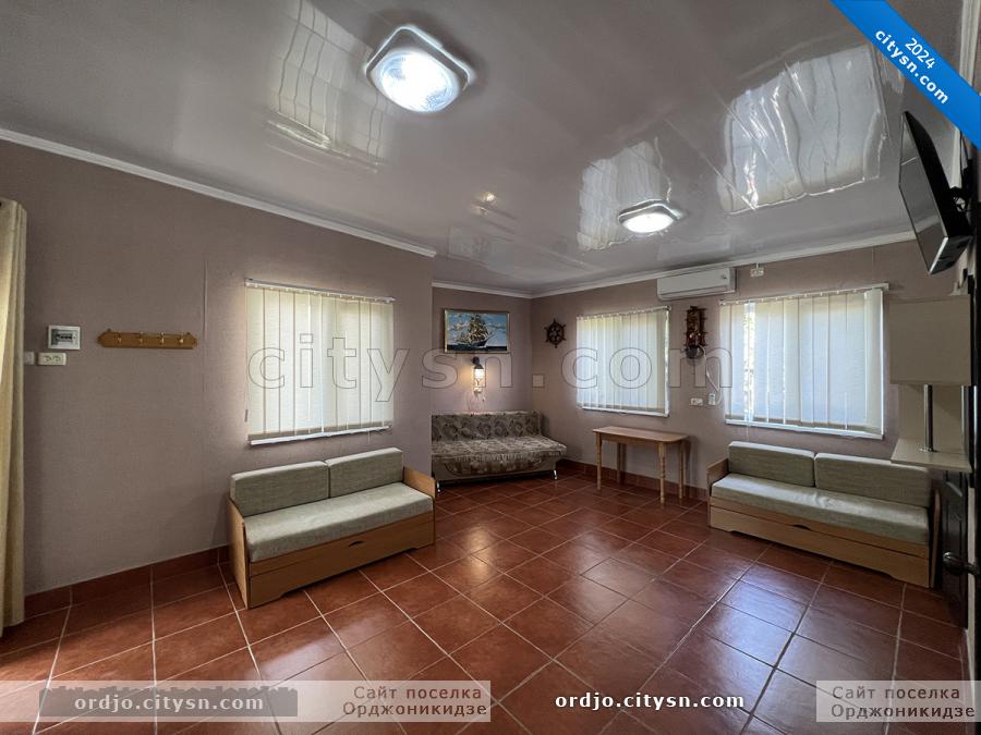 Номер «4-х местный номер улучшенный» гостиницы «Дом пирата» - фото №235280