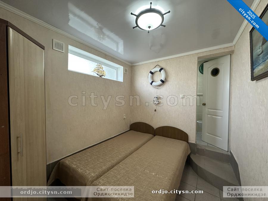 Номер «3-х местный номер» гостиницы «Дом пирата» - фото №235891