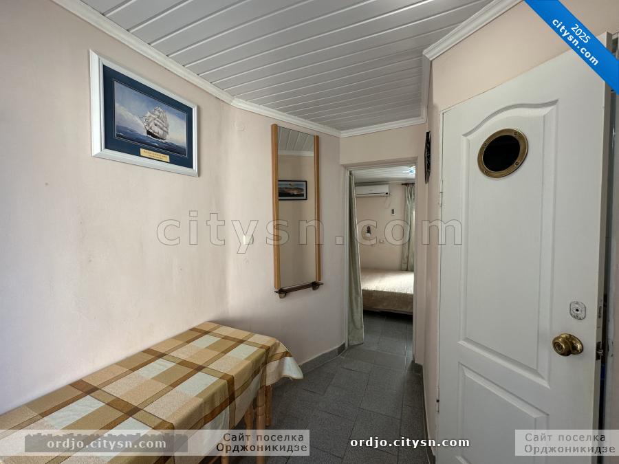 Номер «3-х местный номер» гостиницы «Дом пирата» - фото №235923