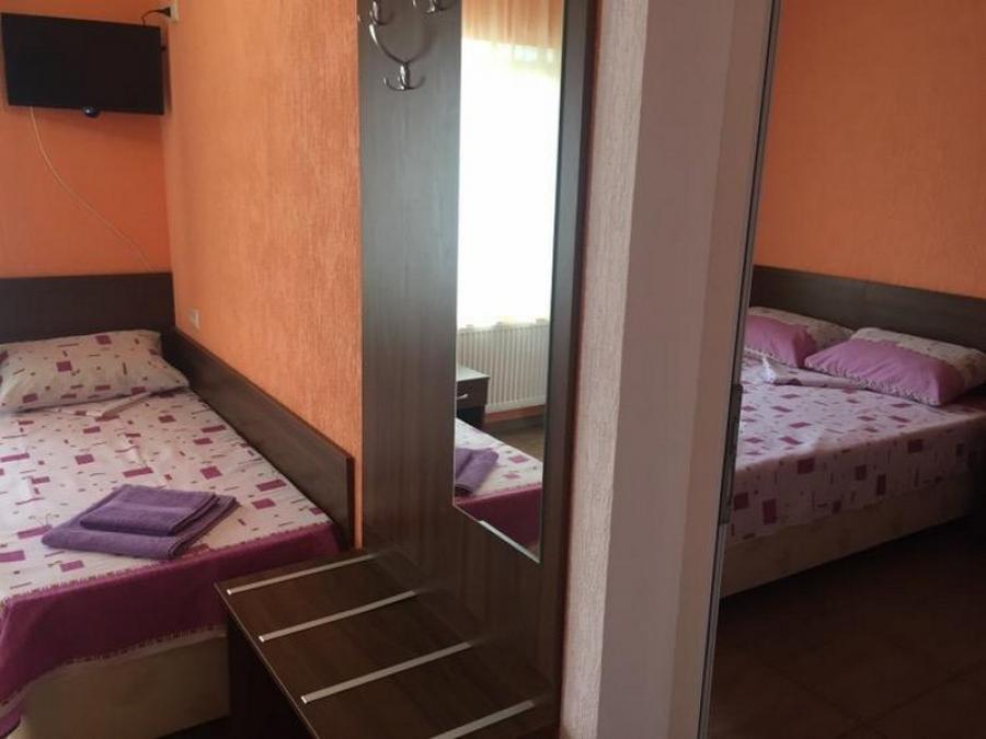 Номер «Люкс с 2 спальнями» гостиницы «Мини-гостиница Архангельск» - фото №77927