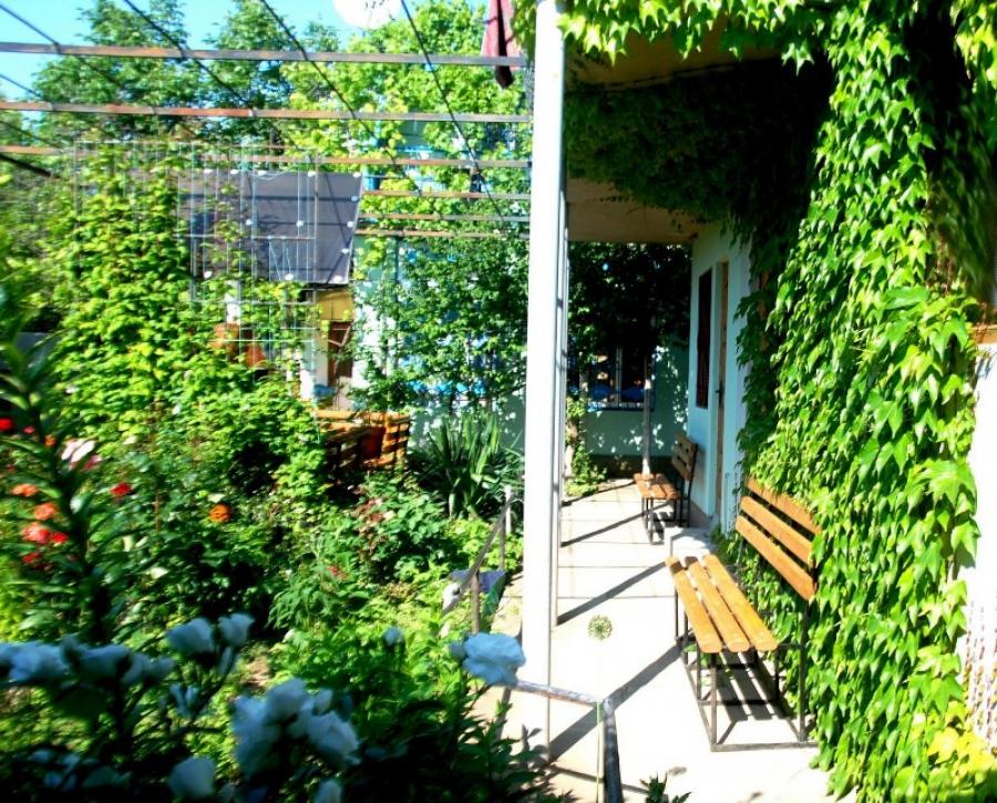 Номер «Зеленый домик отдельный двухэтажный с беседкой-двориком » частного сектора «Домик у моря» - фото №40341