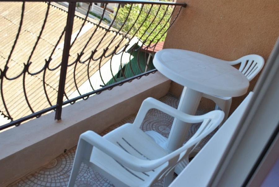 Номер «Стандарт с балконом» мини-гостиницы «Гранат» - фото №42267