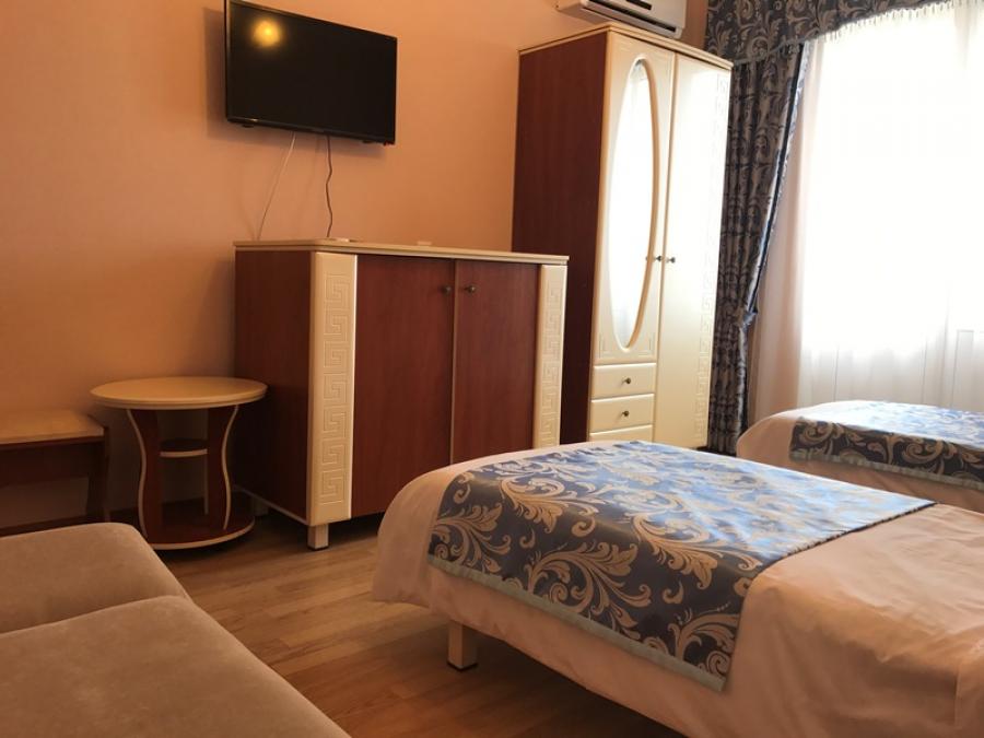 Номер «Полулюкс с 2 кроватями» гостиницы «Апельсин» - фото №43842