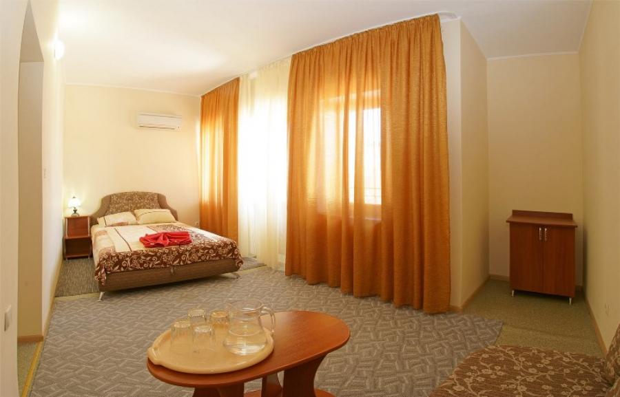 Номер «Стандарт 2х-комнатный» гостиницы «Солнечный Крым» - фото №44769