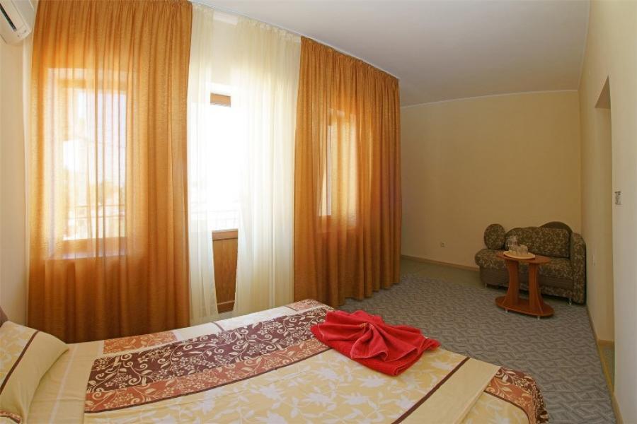 Номер «Стандарт 2х-комнатный» гостиницы «Солнечный Крым» - фото №44770