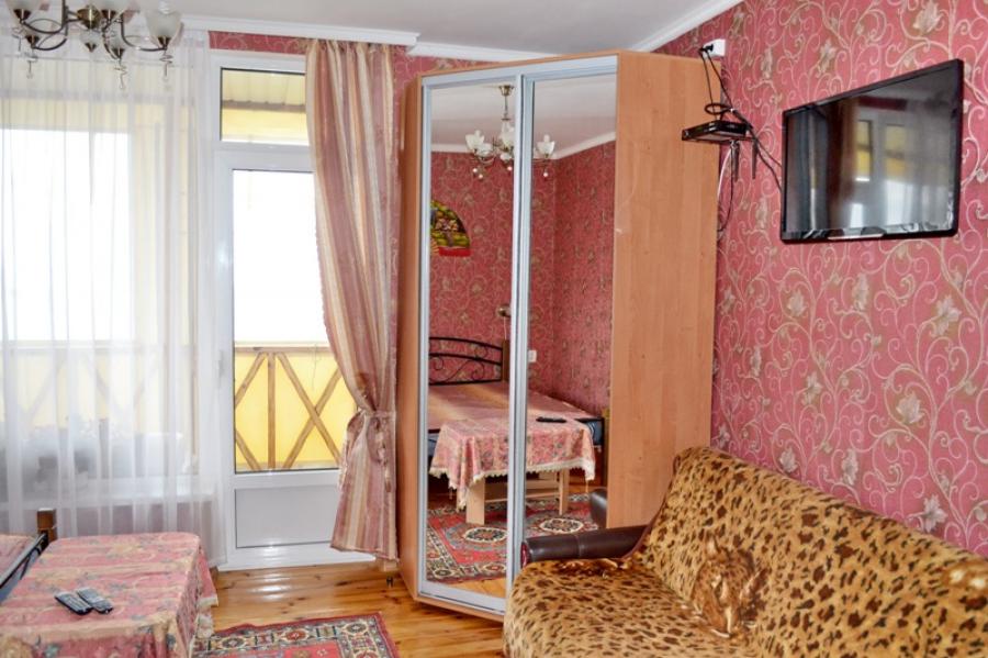 Номер «1-комнатный с большим балконом Красный» гостевого дома «Васильченко 6» - фото №28875
