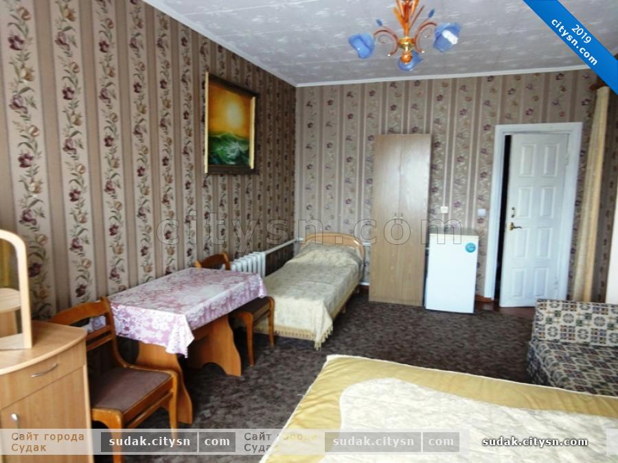 Номер «Люкс» мини-гостиницы «Людмила» - фото №198222