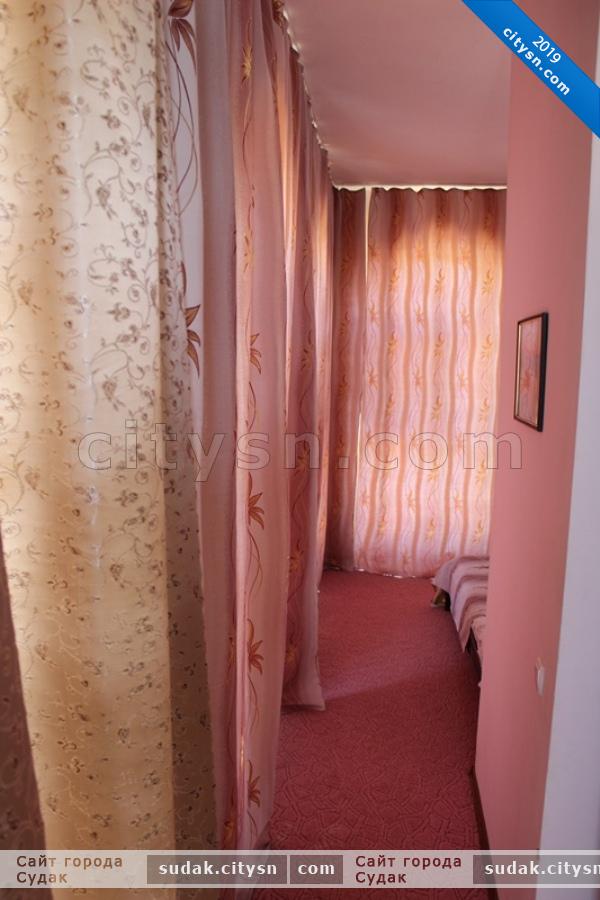 Номер «Люкс 2х-комнатный» мини-гостиницы «На Меганоме» - фото №198417