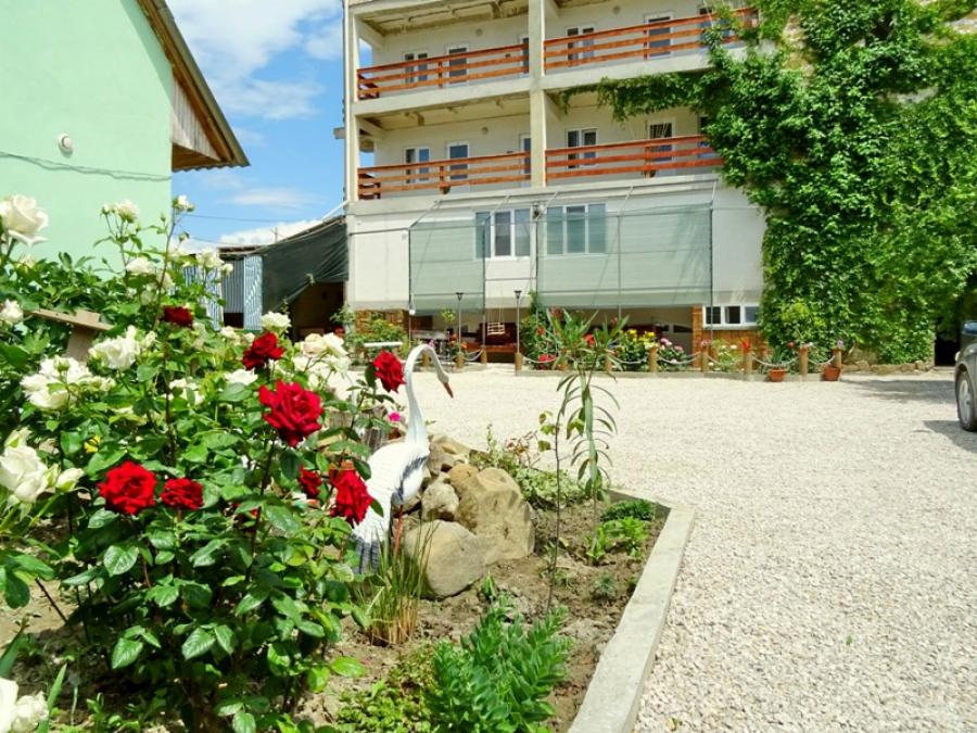 Жемчужина крыма судак. Гостиница александрия судак. Хвоя судак мини отель. Судак крым сурожская 29. Судак крым гостиный дом.