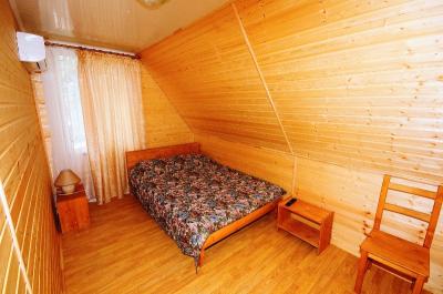 База отдыха Малый Утриш «4х-местный 2х-комнатный номер без удобств»