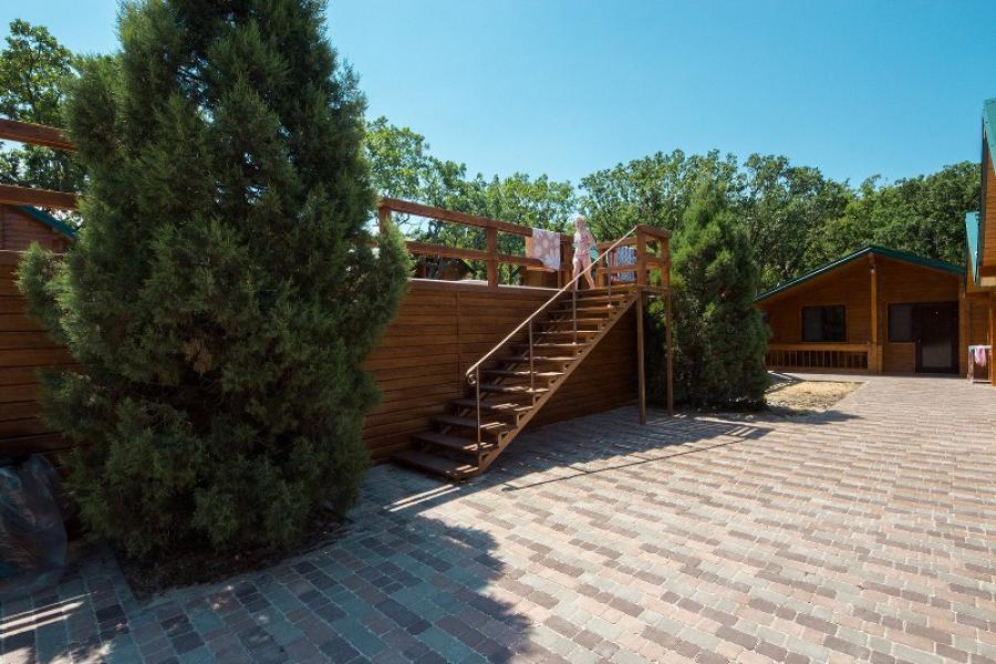 Утриш лесной дворик. Утриш в анапе. Лесной дворик большой утриш. Малый утриш. Заповедник утриш.