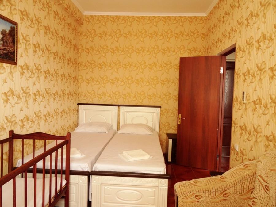 Номер «Люкс 2х-комнатный» гостиницы «Зиридис» - фото №72434