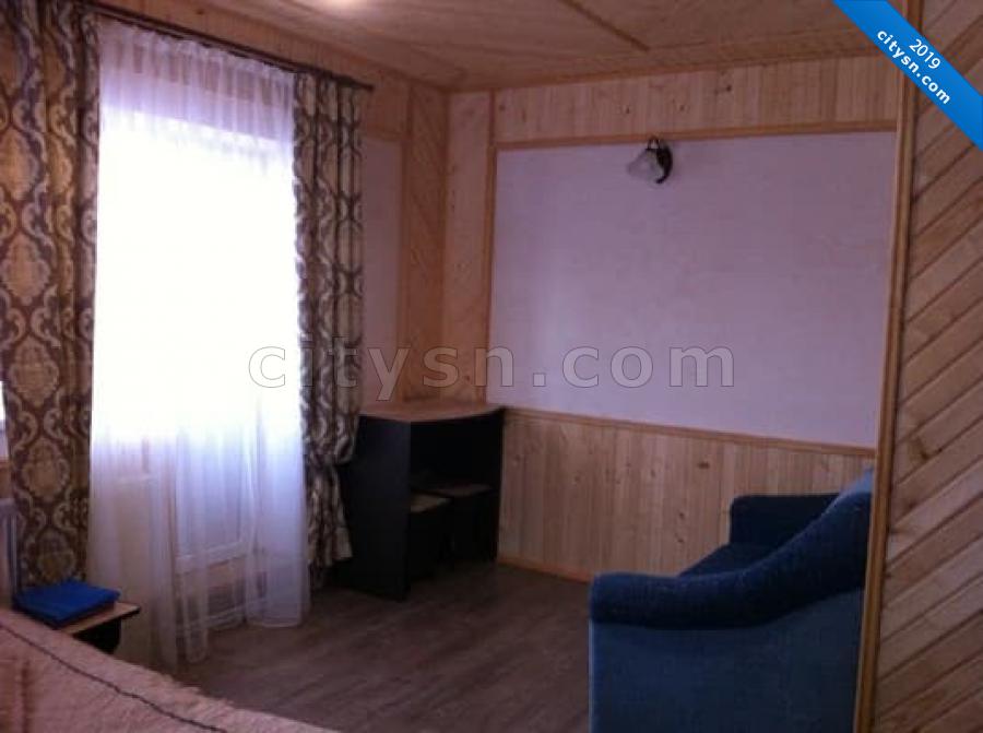 Номер «Четырехместный» мини-гостиницы «Skarbivka» - фото №185257