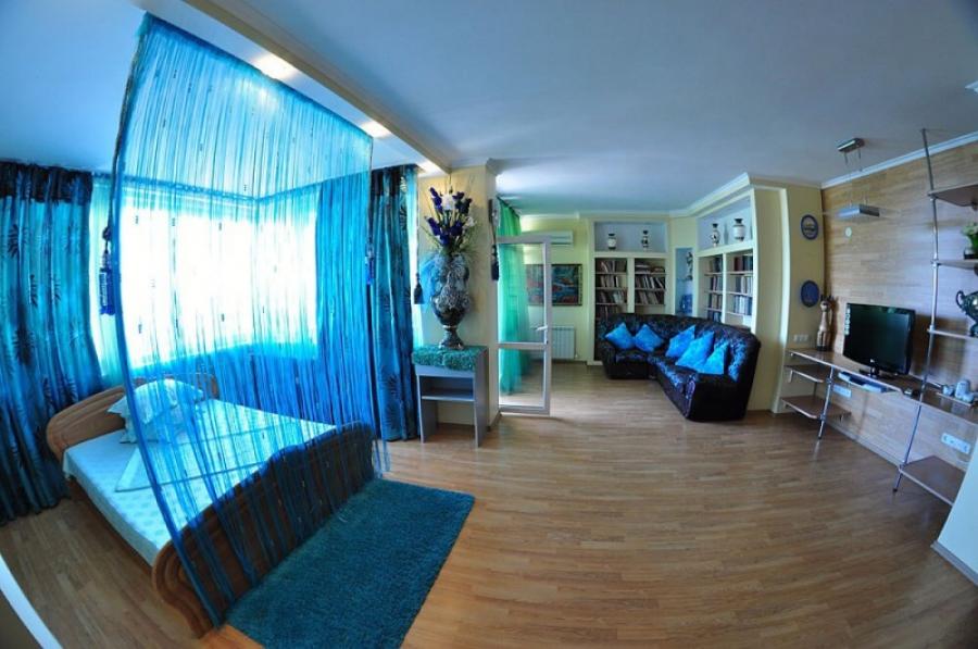 Номер «Синие подушки » гостевого дома «Приватный дом» - фото №24907