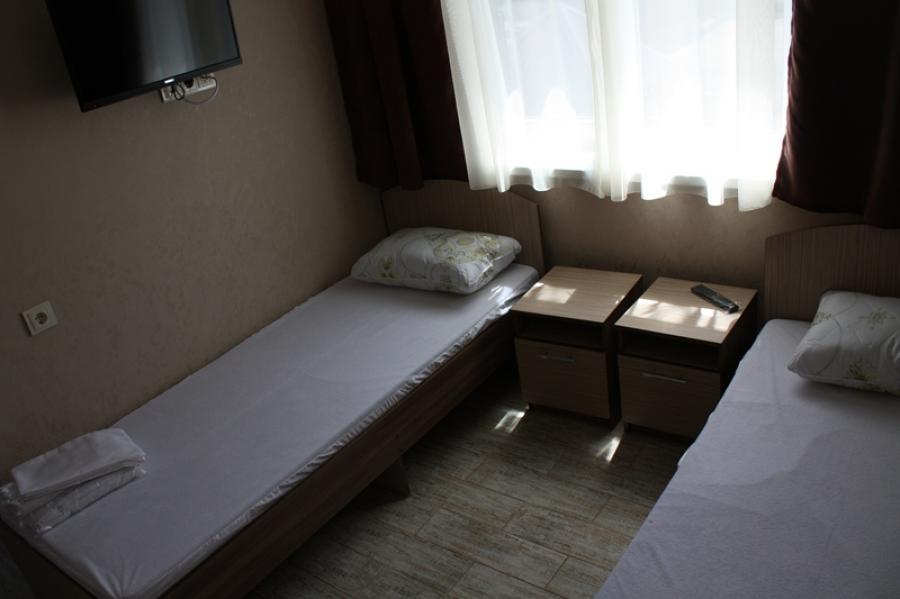 Номер «2х-комнатный» мини-гостиницы «Гольфстрим» - фото №143060