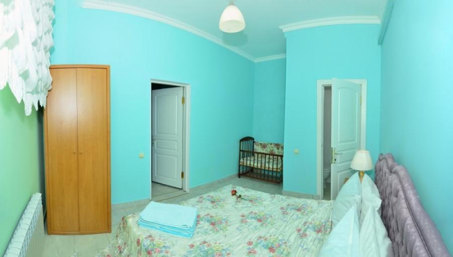 Номер «Семейный 2-комнатный с мини-кухней» мини-гостиницы «Дом Роз» - фото №35066