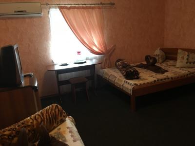 Мини-гостиница Бессарабский «3-местный  (3 кровати)»